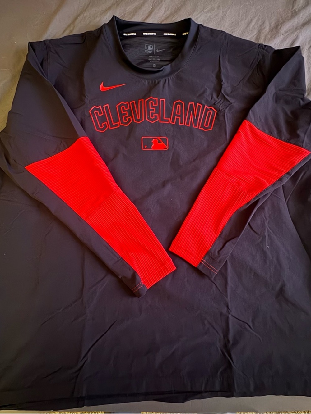 Nike Cleveland Guardians Long Sleeve Pullover - Navy & Red